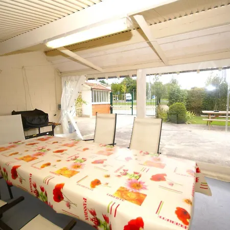 Lovely Child Friendly In Willa Bayeux